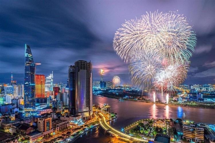 Apartamento 2br-bitexco View-saigon Royal-hana *